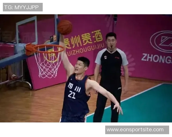 四川全运男篮出征亚洲巡回赛巴中站周琦胡金秋孙铭徽领衔参赛阵容